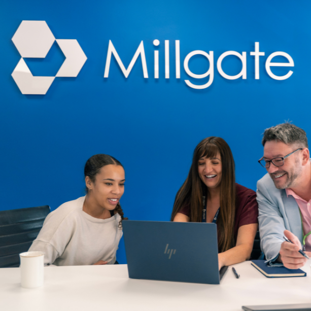 Consultant discussing tailored communication solutions with a business leader