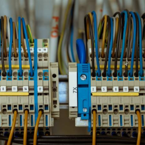 Close up of connectors.